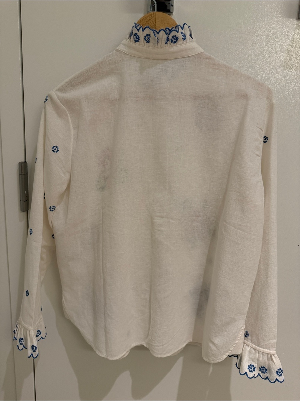 Sezane White Embroidered Floral Button-Up Blouse - new without tags - Picture 8 of 12